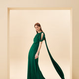 OMUZ VE İŞLEME DETAYLI TEK KOL SATEN ABİYE YEŞİL