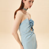 STRAPLEZ GÖĞÜSÜ GÜL DETAYLI BALIK ABİYE MAVİ