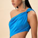 BEL VE BACAK YIRTMAÇLI TEK OMUZ SATEN ELBİSE MAVİ