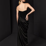 STRAPLEZ YAKA BEDENLİ TOPLAMA DETAYLI ELBİSE SİYAH