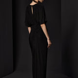 BÜZGÜ DETAYLI DERİN YIRTMAÇLI PARILTILI JARSE SİYAH