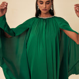 STANDART BEDEN BOYNU İŞLEMELİ ABAYA ABİYE YEŞİL