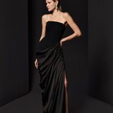 STRAPLEZ YAKA BEDENLİ TOPLAMA DETAYLI ELBİSE SİYAH