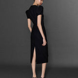 MOTİF İŞLEME DETAYLI BEDENE OTURAN MİDİ BOY ELBİSE SİYAH