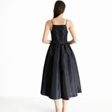 İŞLEME DETAYLI MİDİ BOY TAFTA ELBİSE SİYAH