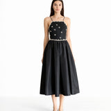 İŞLEME DETAYLI MİDİ BOY TAFTA ELBİSE SİYAH