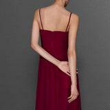 İNCE ASKILI GÖĞÜSTEN PİLİ DRAPELİ UZUN ŞİFON ELBİSE BORDO