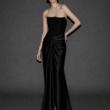 STRAPLEZ KUPLU BELE OTURAN KREP KUMAŞTAN GEPİYERLİ ETEĞİ SATEN ŞİFON UZUN ELBİSE SİYAH