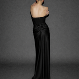 STRAPLEZ KUPLU BELE OTURAN KREP KUMAŞTAN GEPİYERLİ ETEĞİ SATEN ŞİFON UZUN ELBİSE SİYAH