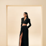 YIRTMAÇ DETAYLI KRUVAZE ETEK SİYAH